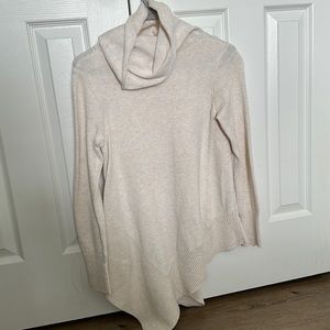 Women’s Turtle Neck Sweater